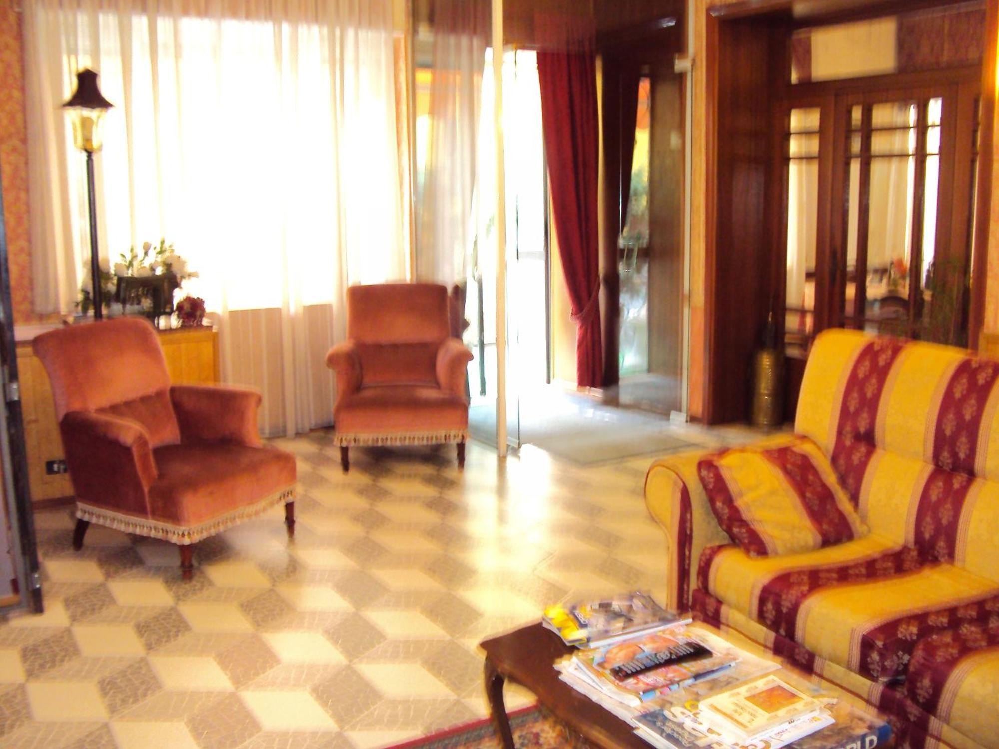 Hotel La Salsesina ซัลโซมัจโจเรแตร์เม ภายนอก รูปภาพ