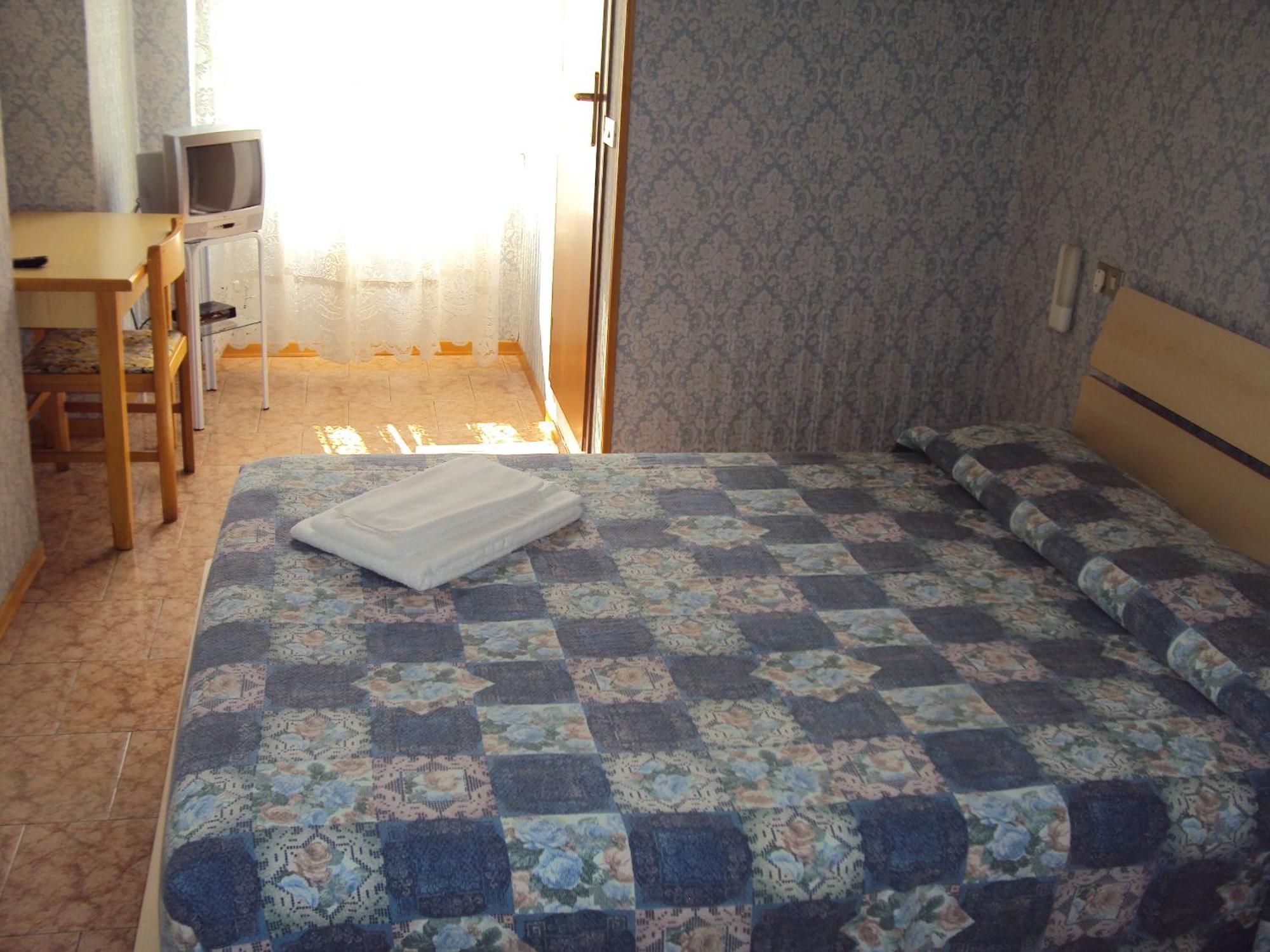 Hotel La Salsesina ซัลโซมัจโจเรแตร์เม ภายนอก รูปภาพ